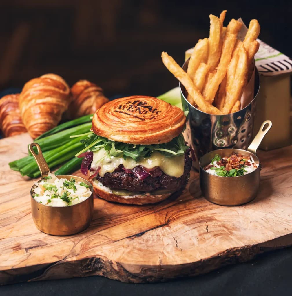 Le French Kiss Steak Avenue — Burger Week